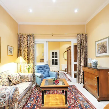 Residenz Am Rosengarten Hotell 4*